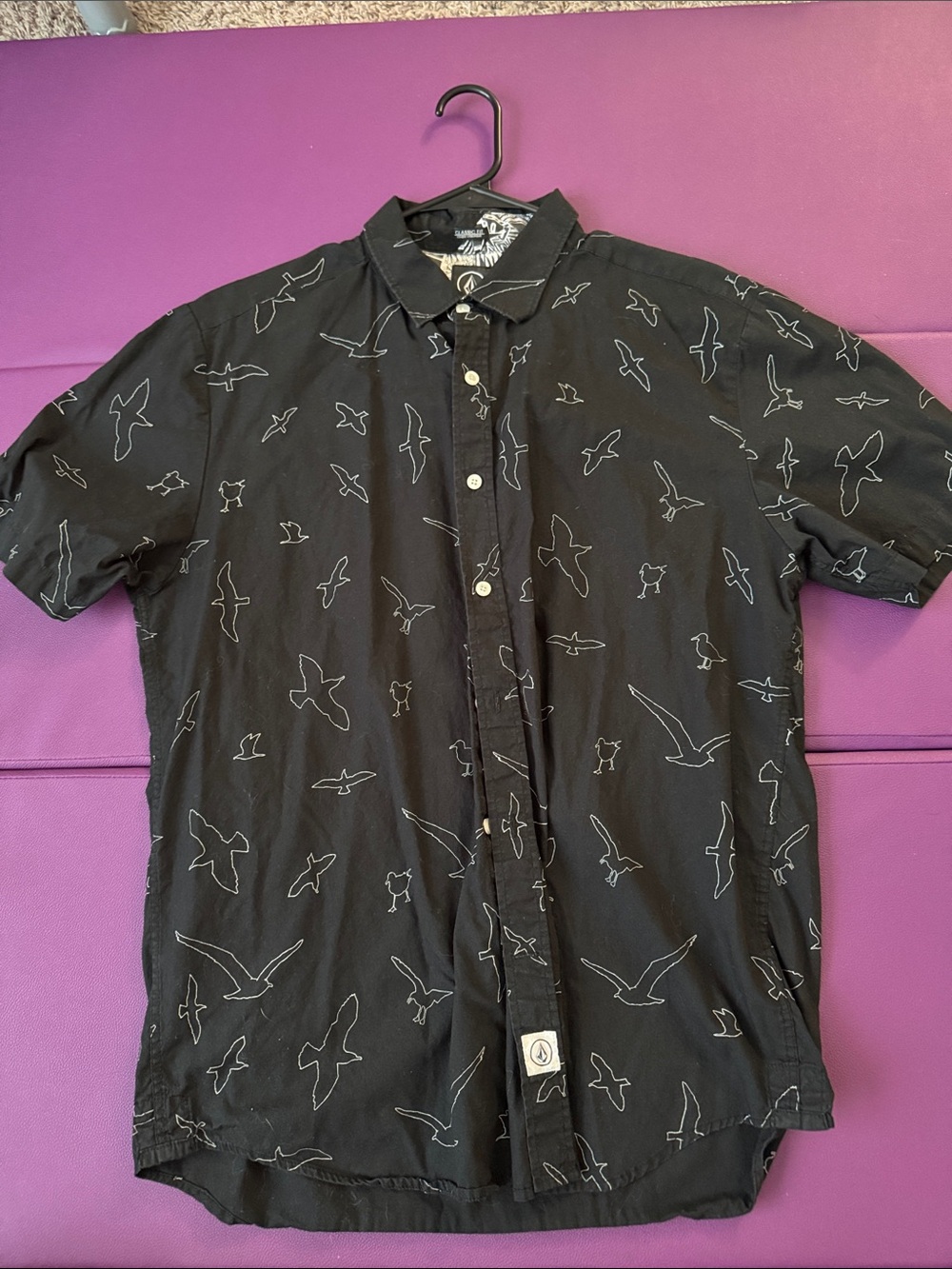 Volcom Black Short-Sleeve Button-Down Shirt with White Bird Outline Print